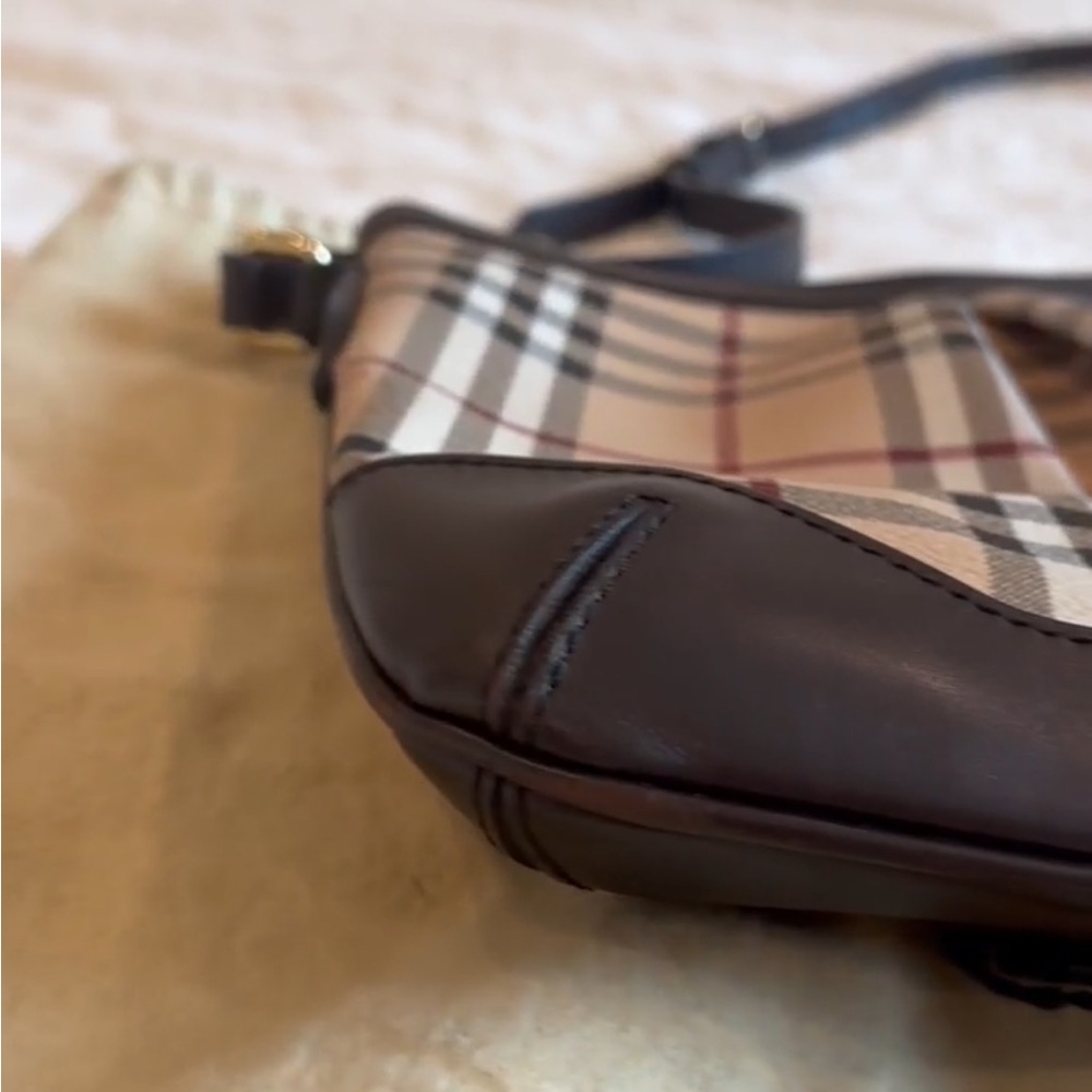 Burberry Black and Tan Women's Bag - Picture 4 of 6